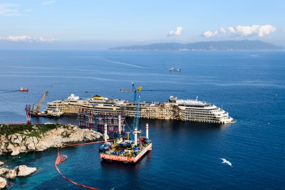 Insel Giglio 2013, Wrack des Kreuzfahrtschiffs Costa Concordia